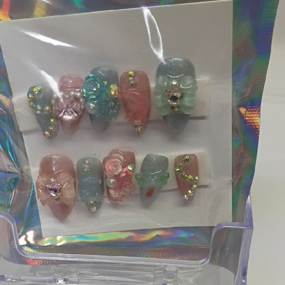 Decorative Press-On Nails with Rhinestones